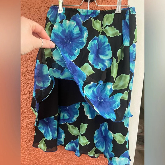 Women’s R&M Richards Hawaiian Floral Layered Midi Skirt Size 16 Black Green Blue - Picture 2 of 4
